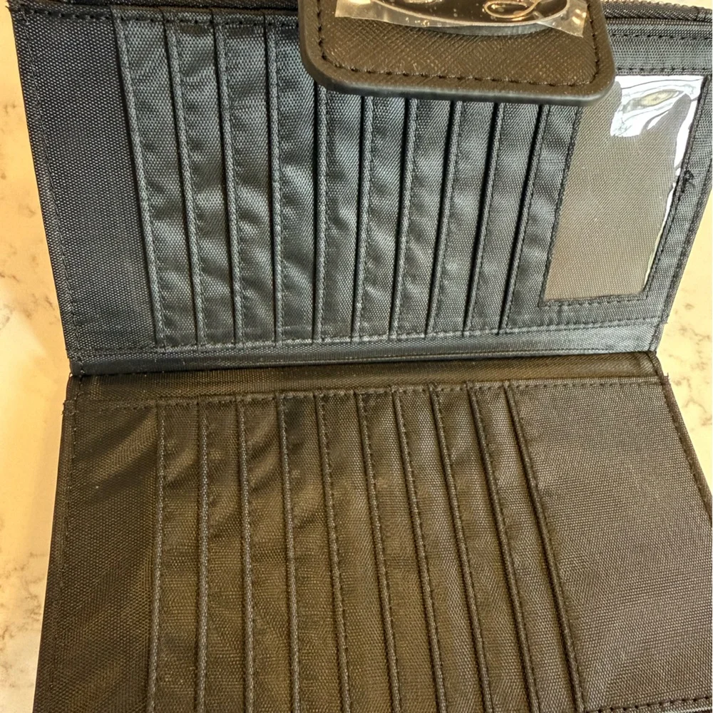 Ed Hardy Black Tattoo Design Wristlet - Picture 5 of 6